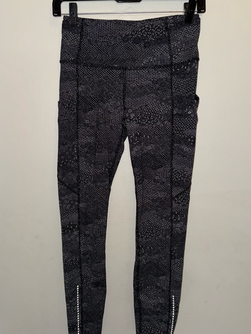 Lululemon Fast & Free 7/8 Tight II Leggings Size 6 - Picture 2 of 13
